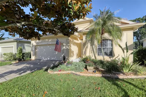 565 Greenleaf Ln, Titusville, FL 32780