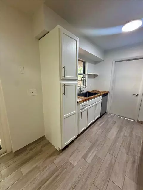 Kitchen - 464 New Meadows Ct, Ocoee, FL 34761 photo 5 of 5