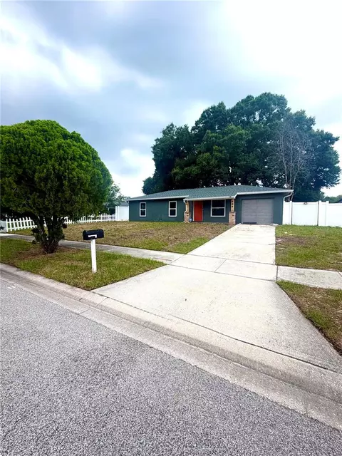Exterior - 464 New Meadows Ct, Ocoee, FL 34761 photo 8 of 9