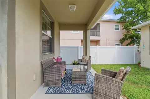 Exterior - 6829 Sundrop St, Harmony, FL 34773 photo 5 of 9