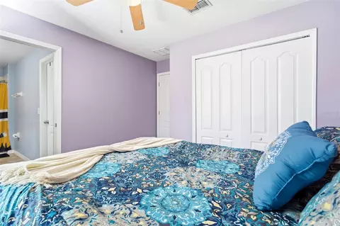 Bedroom - 6829 Sundrop St, Harmony, FL 34773 photo 2 of 4