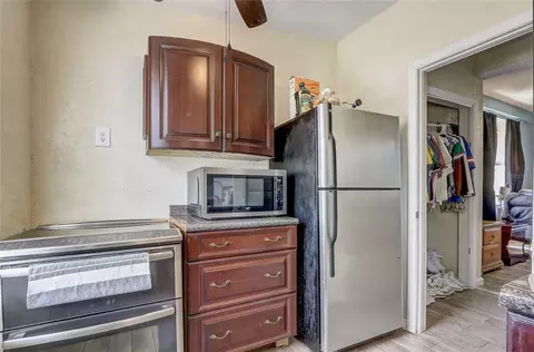 Kitchen - 2191 Alclobe Cir, Ocoee, FL 34761 photo 6 of 6