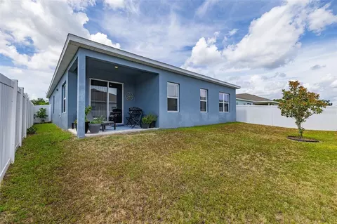 Exterior - 367 August Fern Loop, Mount Dora, FL 32757 photo 15 of 18