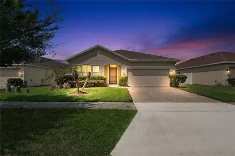480 Kestrel Dr, Groveland, FL 34736