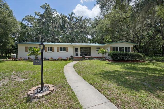 22 Poinsettia Dr, Deland, FL 32724