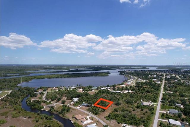 2080 Waverly Ter St, Port Charlotte, FL 33983