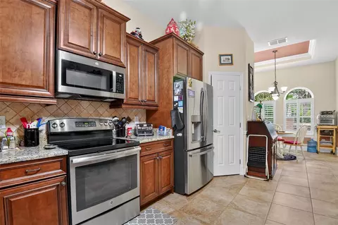 Kitchen - 110 Via Roma, Ormond Beach, FL 32174 photo 2 of 2