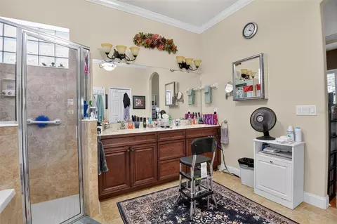 Bath - 110 Via Roma, Ormond Beach, FL 32174 photo 2 of 4