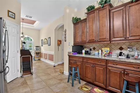 Entry Way - 110 Via Roma, Ormond Beach, FL 32174 photo 4 of 4