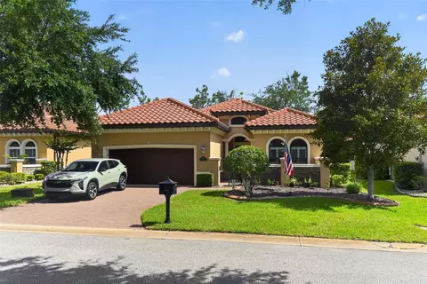 Exterior - 110 Via Roma, Ormond Beach, FL 32174 photo 3 of 16