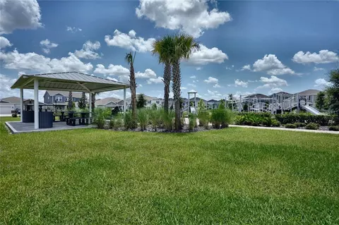 Exterior - 6032 Blissful St, Clermont, FL 34714 photo 4 of 7