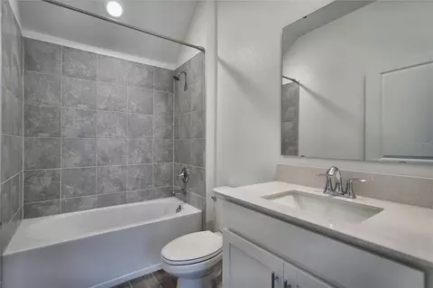 Bath - 6032 Blissful St, Clermont, FL 34714 photo 1 of 5