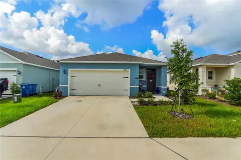 2606 Angel Falls Dr, Davenport, FL 33837