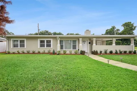 110 N Lakewood Cir, Maitland, FL 32751