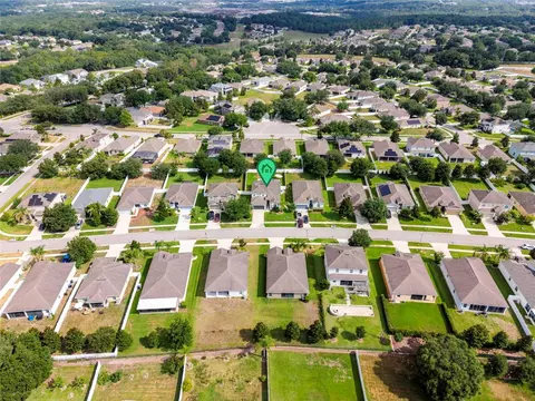 View/Area - 4841 Havilland Dr, Mount Dora, FL 32757 photo 4 of 13