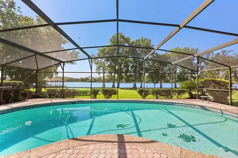 Exterior - 6720 Bay Shore Dr, Saint Cloud, FL 34771 photo 2 of 5