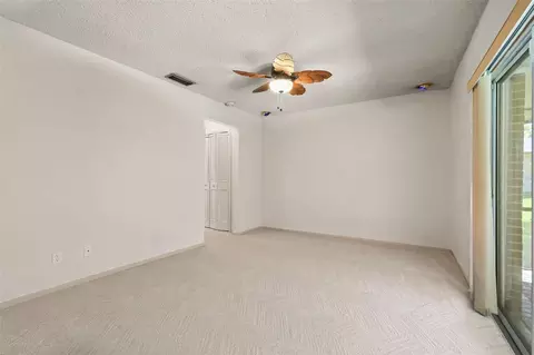 Bedroom - 6720 Bay Shore Dr, Saint Cloud, FL 34771 photo 4 of 6