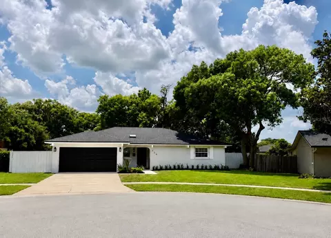 726 Forest Glen Ct, Maitland, FL 32751