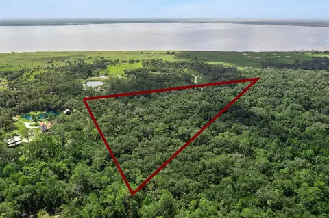 2401 Canvasback Trl, Geneva, FL 32732