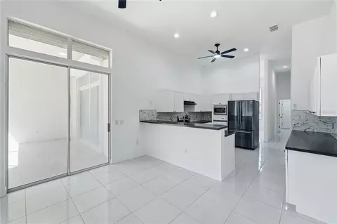 Kitchen - 7190 Six Gun Ct, Saint Cloud, FL 34771 photo 3 of 3