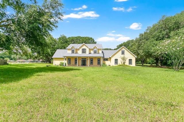 3700 SE 183rd Avenue Rd, Ocklawaha, FL 32179