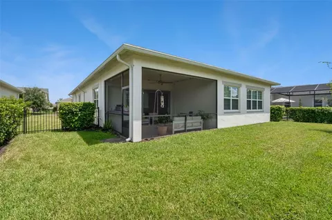 Exterior - 2632 Meadowedge Loop, Saint Cloud, FL 34772 photo 10 of 17