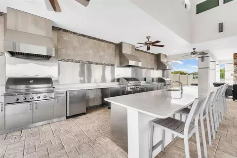 Kitchen - 2632 Meadowedge Loop, Saint Cloud, FL 34772 photo 10 of 11
