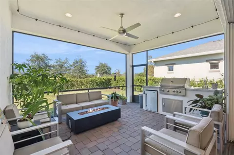 Exterior - 2632 Meadowedge Loop, Saint Cloud, FL 34772 photo 7 of 19