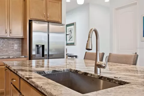 Kitchen - 2632 Meadowedge Loop, Saint Cloud, FL 34772 photo 8 of 11