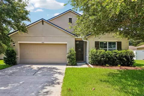 806 Grand Park Ct, Deland, FL 32724