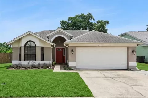 1574 Margarete Crescent Dr, Apopka, FL 32703