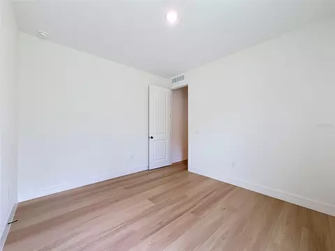 Bedroom - 41334 Persimmon St, Eustis, FL 32736 photo 11 of 16