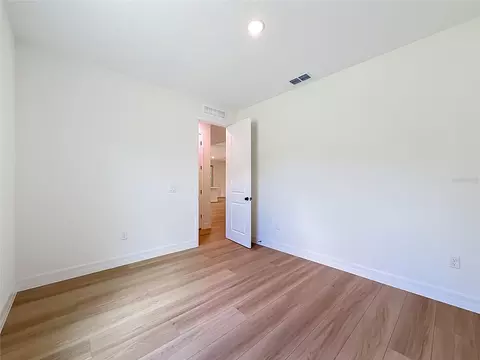 Bedroom - 41334 Persimmon St, Eustis, FL 32736 photo 15 of 16