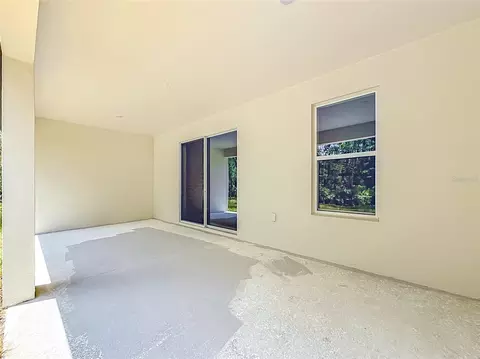 Exterior - 41334 Persimmon St, Eustis, FL 32736 photo 6 of 10