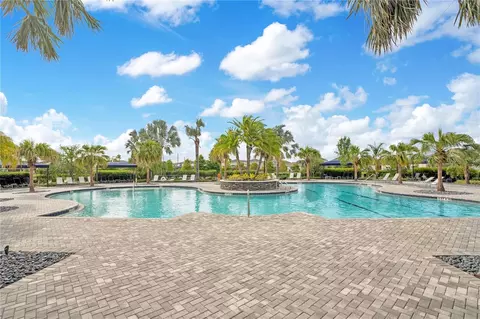 Exterior - 11237 Rolling Fork Trl, Parrish, FL 34219 photo 10 of 14