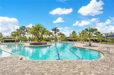 Exterior - 11237 Rolling Fork Trl, Parrish, FL 34219 photo 11 of 14