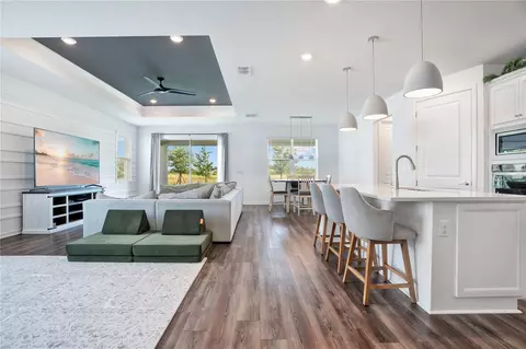 Entry Way - 11237 Rolling Fork Trl, Parrish, FL 34219 photo 3 of 5