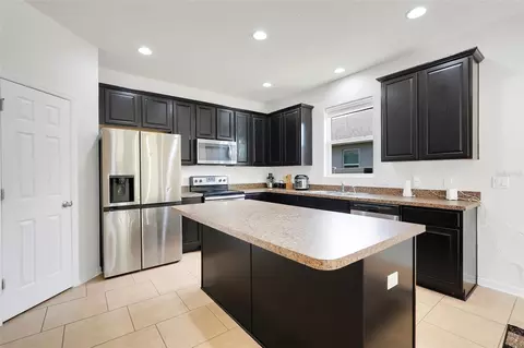 3923 Wind Dancer Cir, Saint Cloud, FL 34772 photo 12
