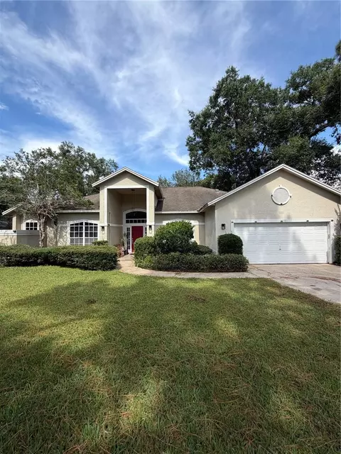 2435 Sweetwater Country Club Place Dr, Apopka, FL 32712