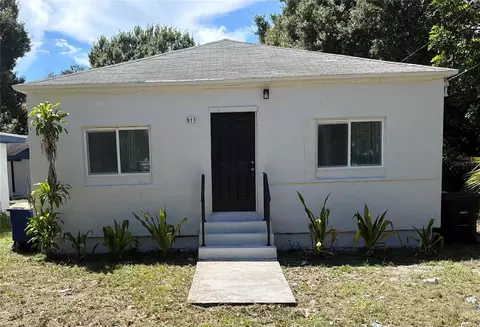 911 N 21st St, Fort Pierce, FL 34950