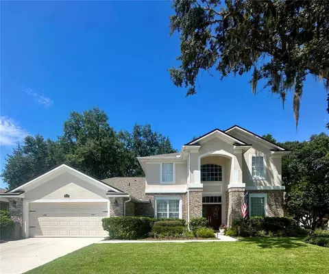 8052 Laurel Ridge Dr, Mount Dora, FL 32757
