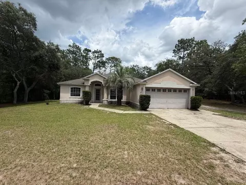 981 Sevilla Ave, Lake Helen, FL 32744