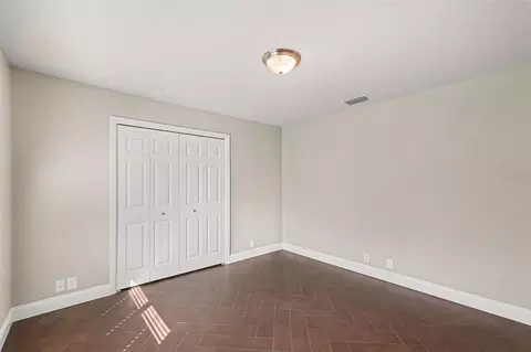 Bedroom - 11920 Oak Ridge Dr, Parrish, FL 34219 photo 4 of 10