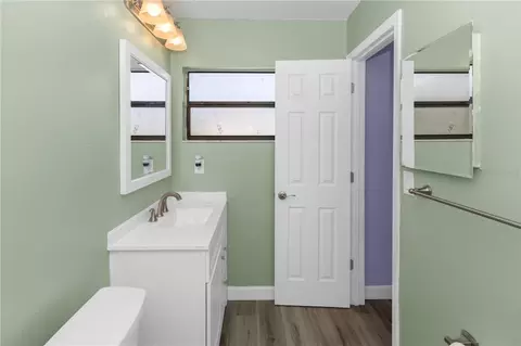 Bath - 2501 King Oak Cir, Saint Cloud, FL 34769 photo 2 of 3