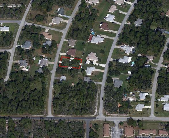 300 Lemans Dr, Sebring, FL 33872