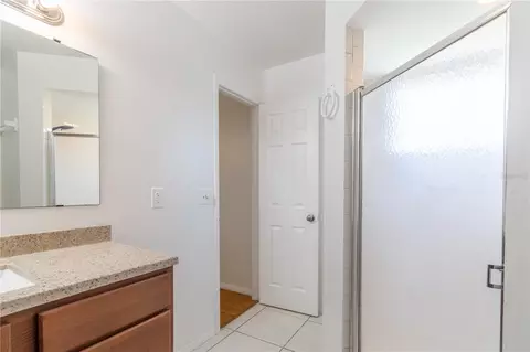 Bath - 611 Rich Dr, Ocoee, FL 34761 photo 3 of 6