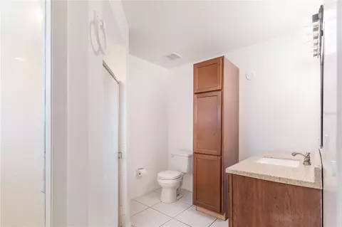 Bath - 611 Rich Dr, Ocoee, FL 34761 photo 1 of 6