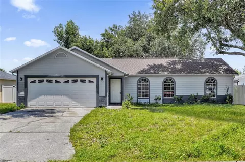 525 Carlsbad Dr, Kissimmee, FL 34758