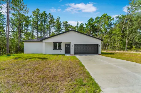 1902 W Adelia Pl, Citrus Springs, FL 34434