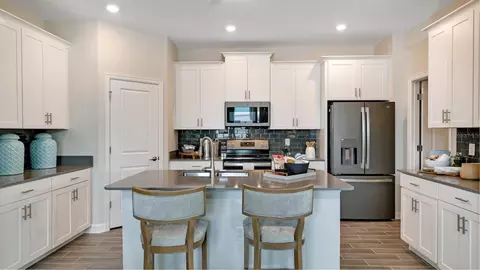 5626 Fiona Ln, Saint Cloud, FL 34771 photo 2